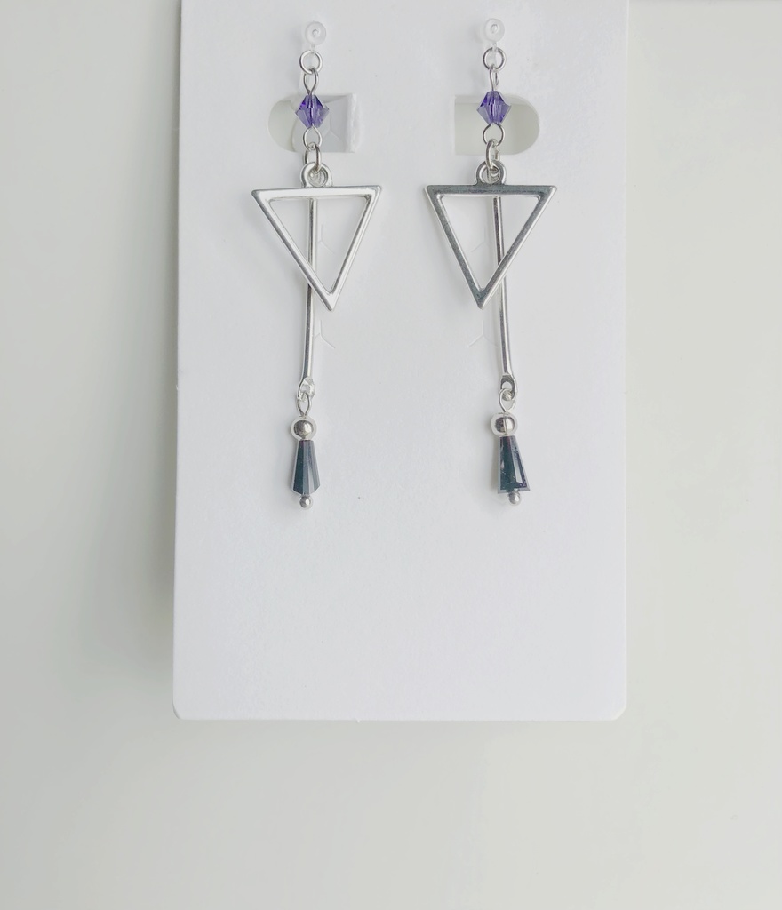 【🌈🕒】⚔さんイメージイヤリング(ピアス)