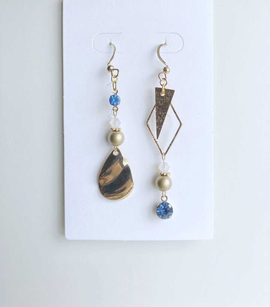 【🌈🕒】💧さんイメージピアス(イヤリング)