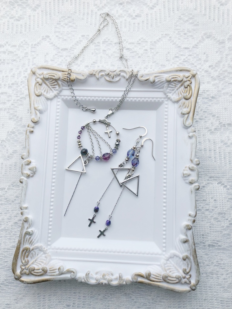 【🌈🕒】⚔さんイメージネックレス・ピアス(イヤリング)