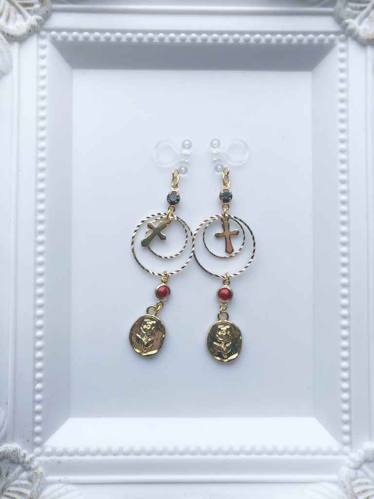 【🌈🕒】🎲さんイメージイヤリング(ピアス)