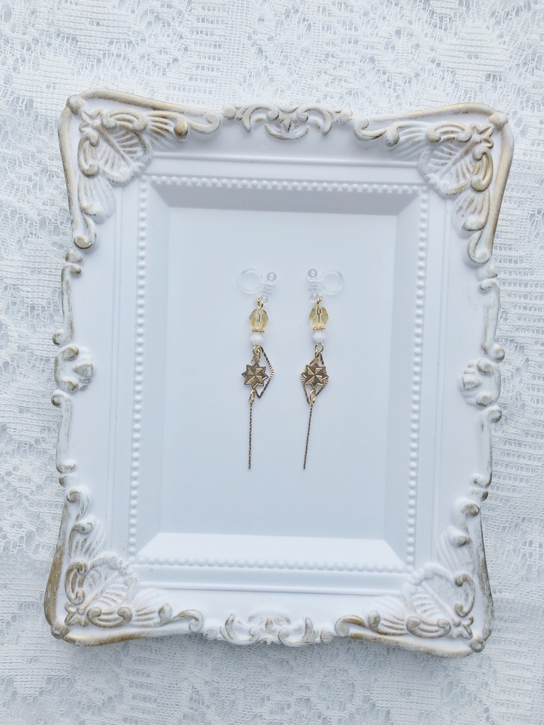 【🌈🕒】🍝🍷さんイメージイヤリング(ピアス)