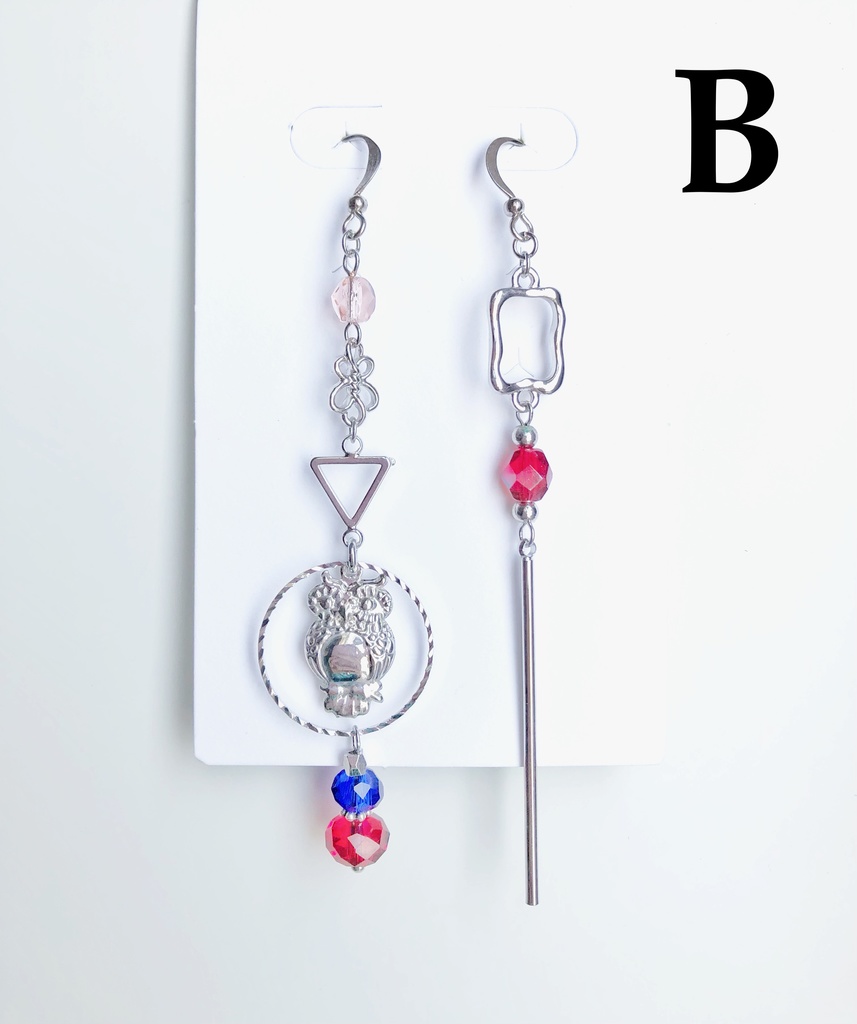 【🌈🕒】🦉🎻さんイメージピアス(イヤリング)