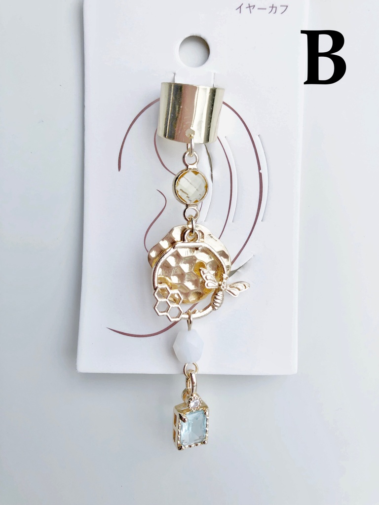 【🌈🕒】🐝🤣さんイメージネックレス・イヤーカフス