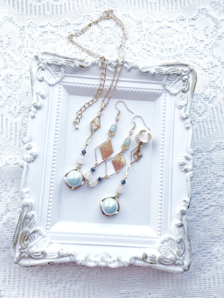 【🌈🕒】📕さんイメージアクセサリー