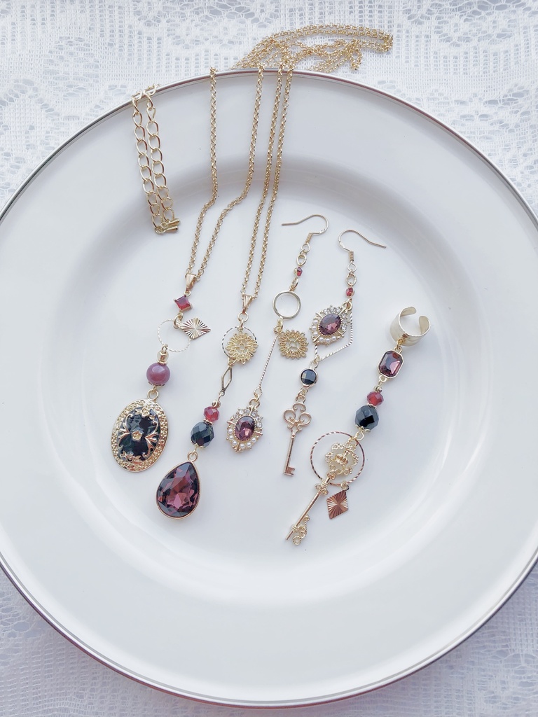 【🌈🕒】🧐さんイメージアクセサリー