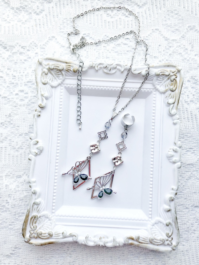 【🌈🕒】🐰🗞さんイメージネックレス・イヤーカフス