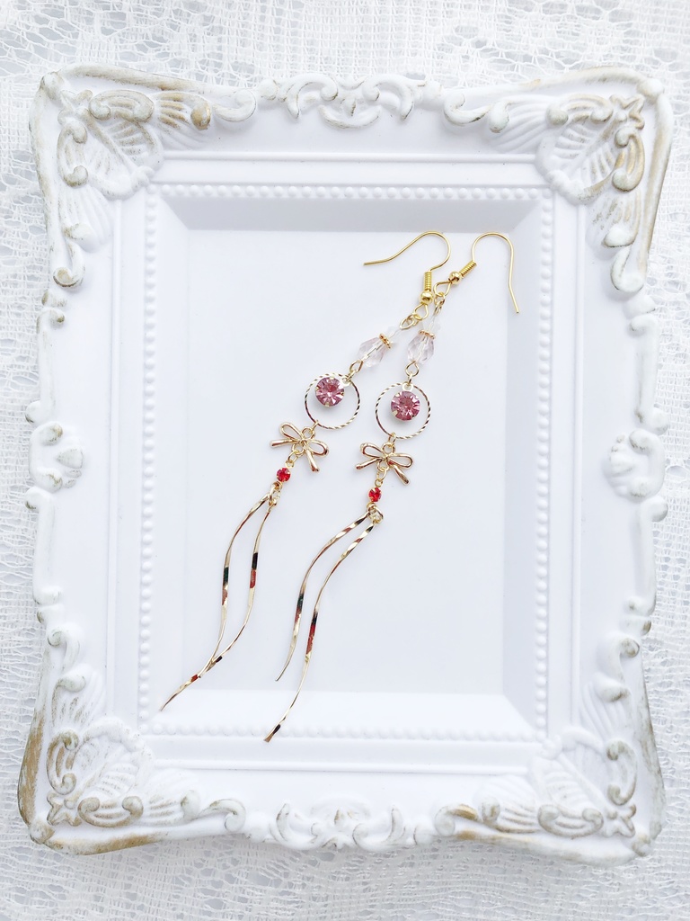 【🌈🕒】👻さんイメージピアス(イヤリング)