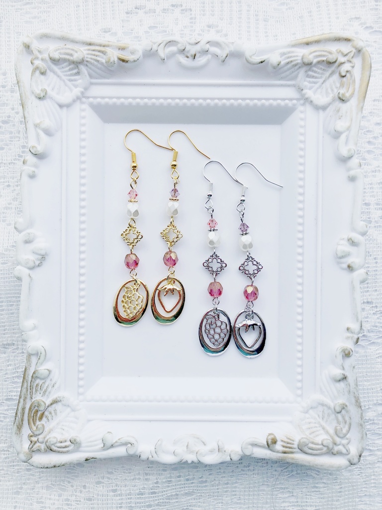 【🌈🕒】🍰🧁さんイメージピアス(イヤリング)