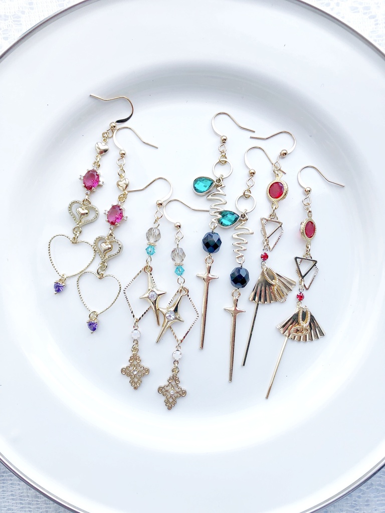 【🌈🕒】いるなイメージピアス(イヤリング)