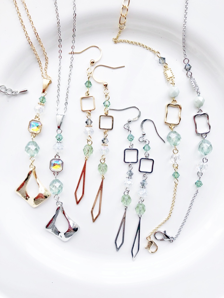 【🌈🕒】📚🗣️さんイメージアクセサリー