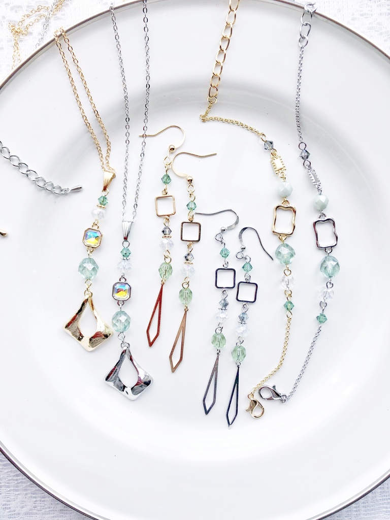 【🌈🕒】📚🗣️さんイメージアクセサリー