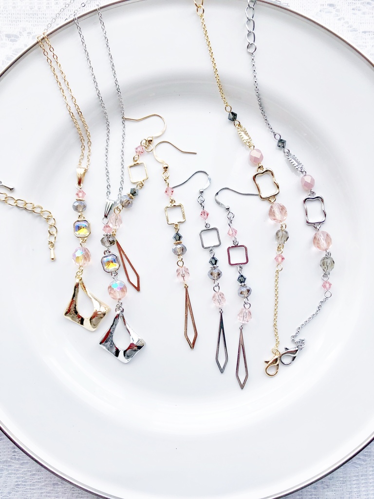 【🌈🕒】💼📊さんイメージアクセサリー