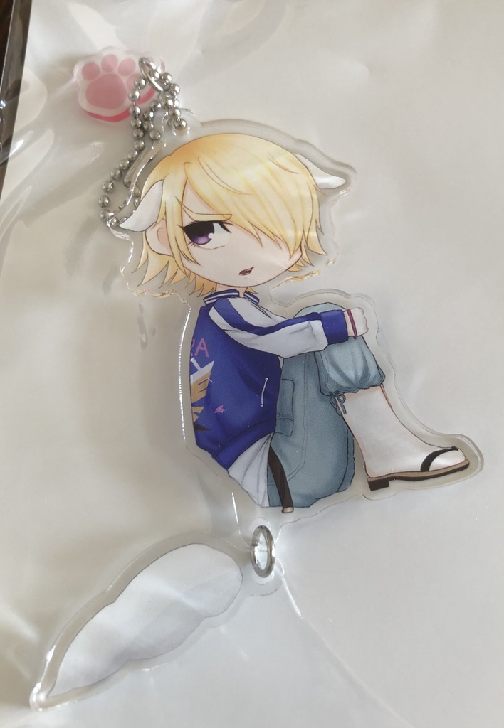 イワンくんしっぽつきアクキー