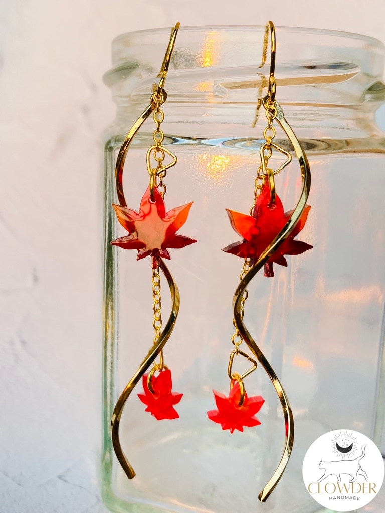 ✨🍁揺らり、紅葉ピアス𓂃 𓈒𓏸◌