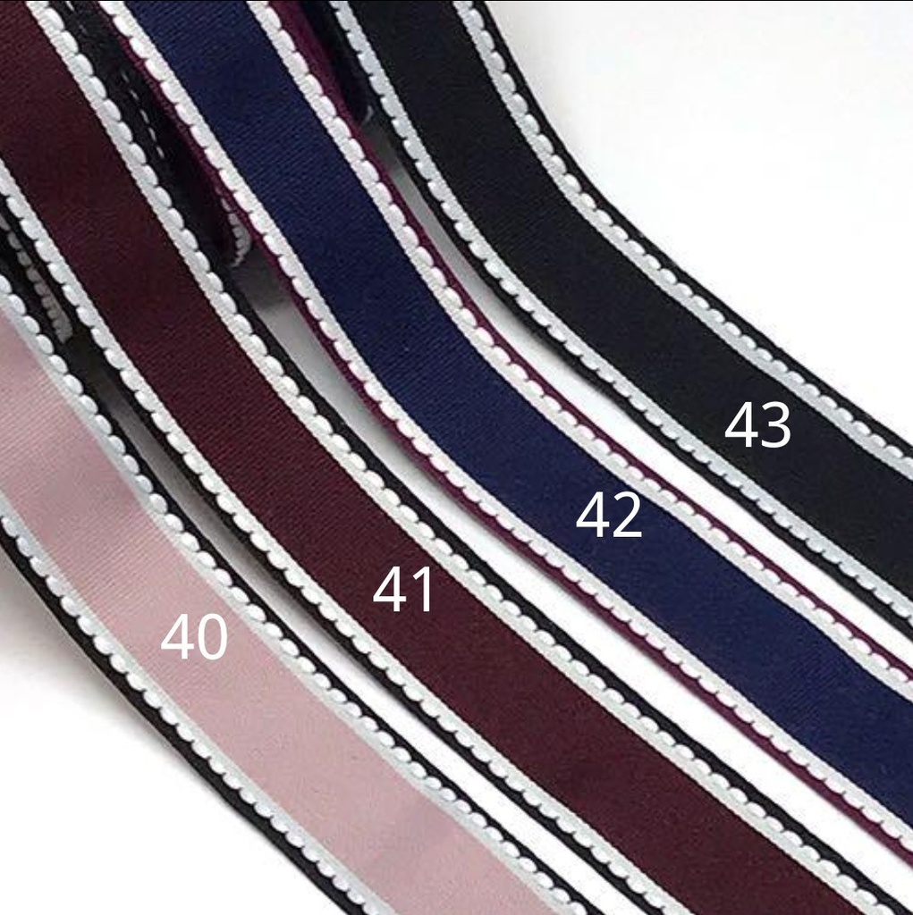 ðžå泚çç£ðžè¿äŸãšãåºãããªãã³ãã³ã¹