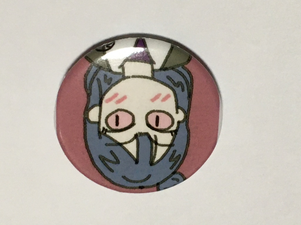 魔除けの缶バッジ(沼津のアレの様なもの)