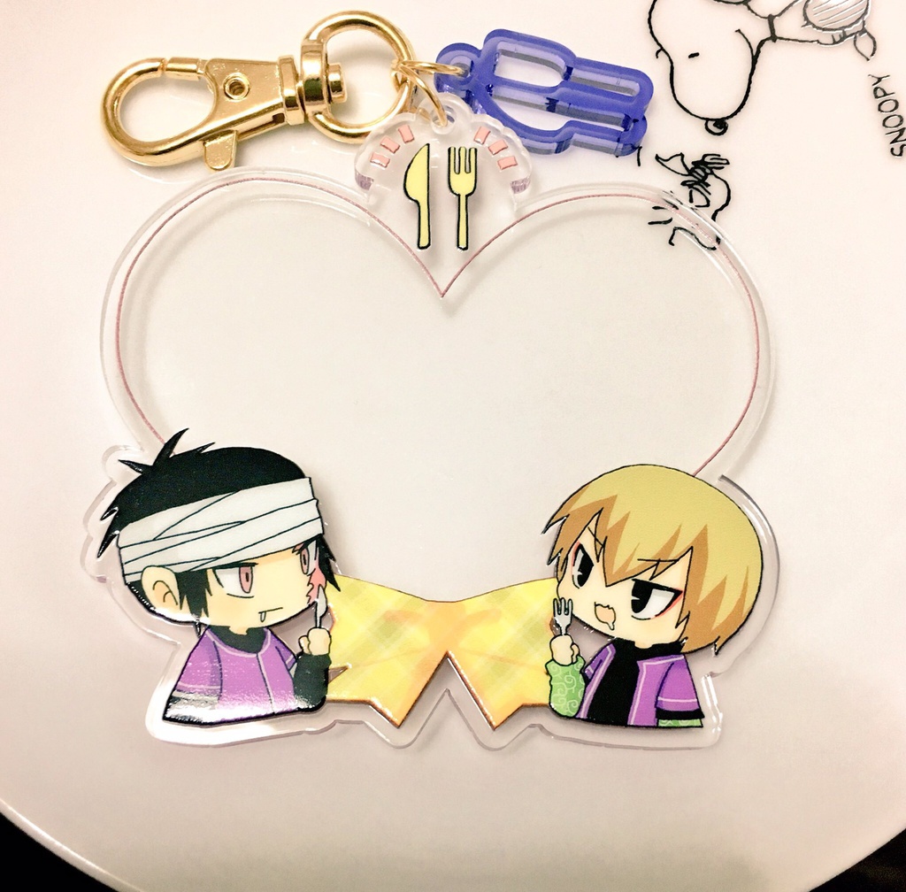 屑芭もぐもぐアクキー