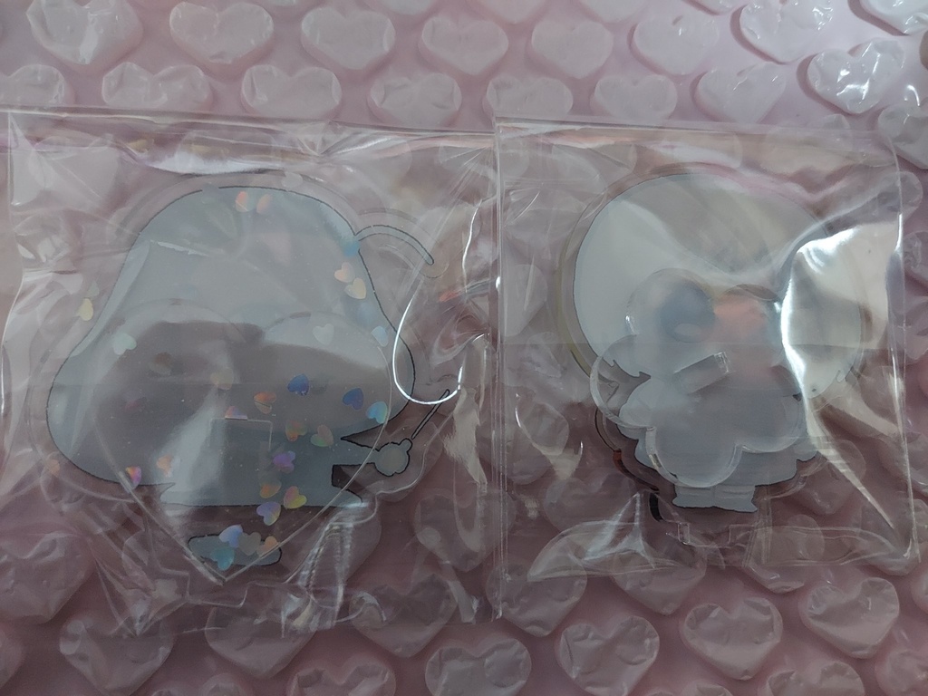 クラピカとイルミのアクリルスタンド