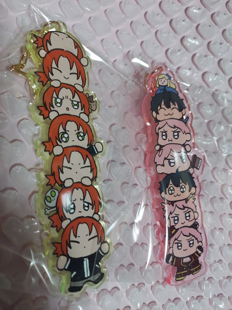 ヴァルキュリーとレオの長いアクリルキーホルダー