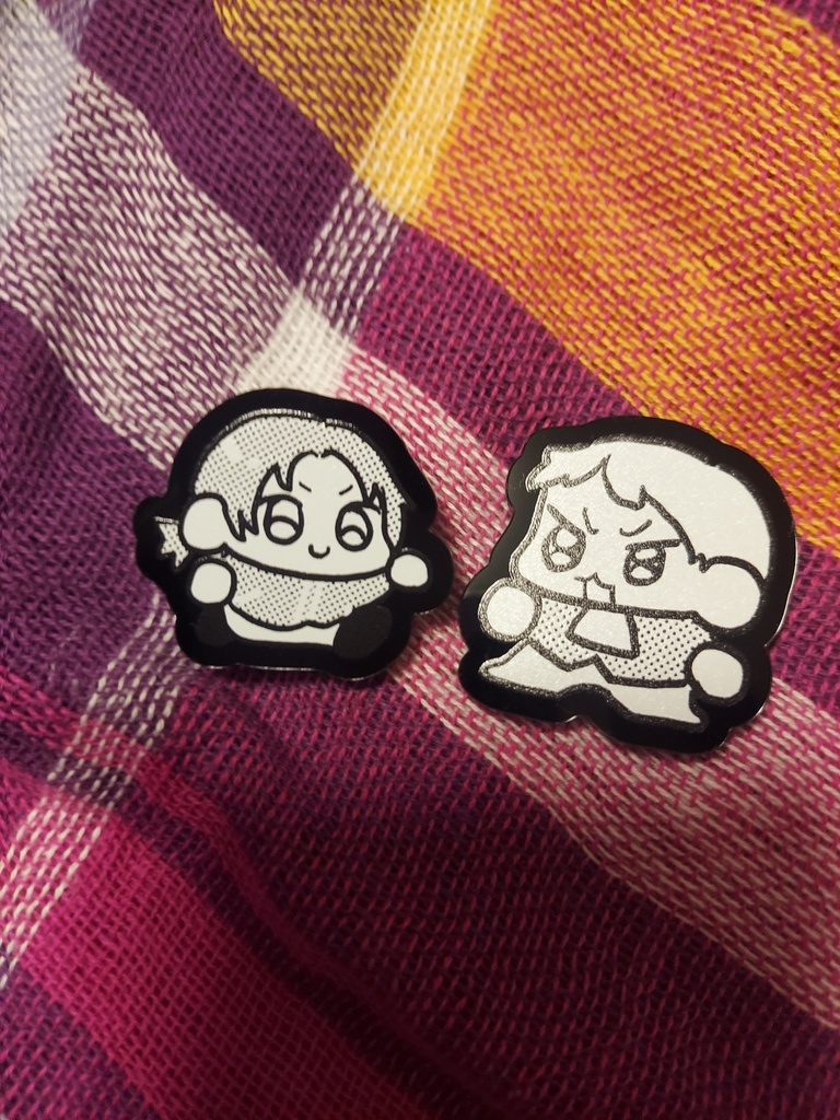 レオと宗のピンバッジ