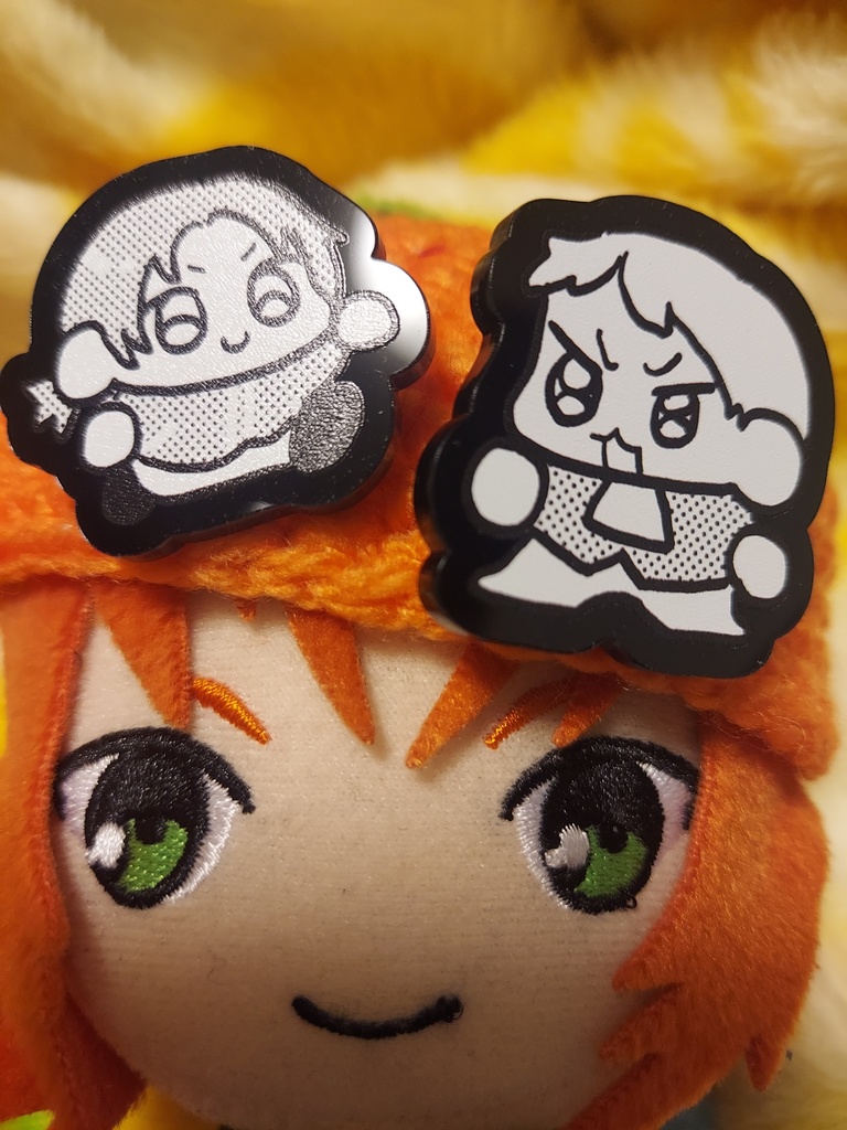 レオと宗のピンバッジ