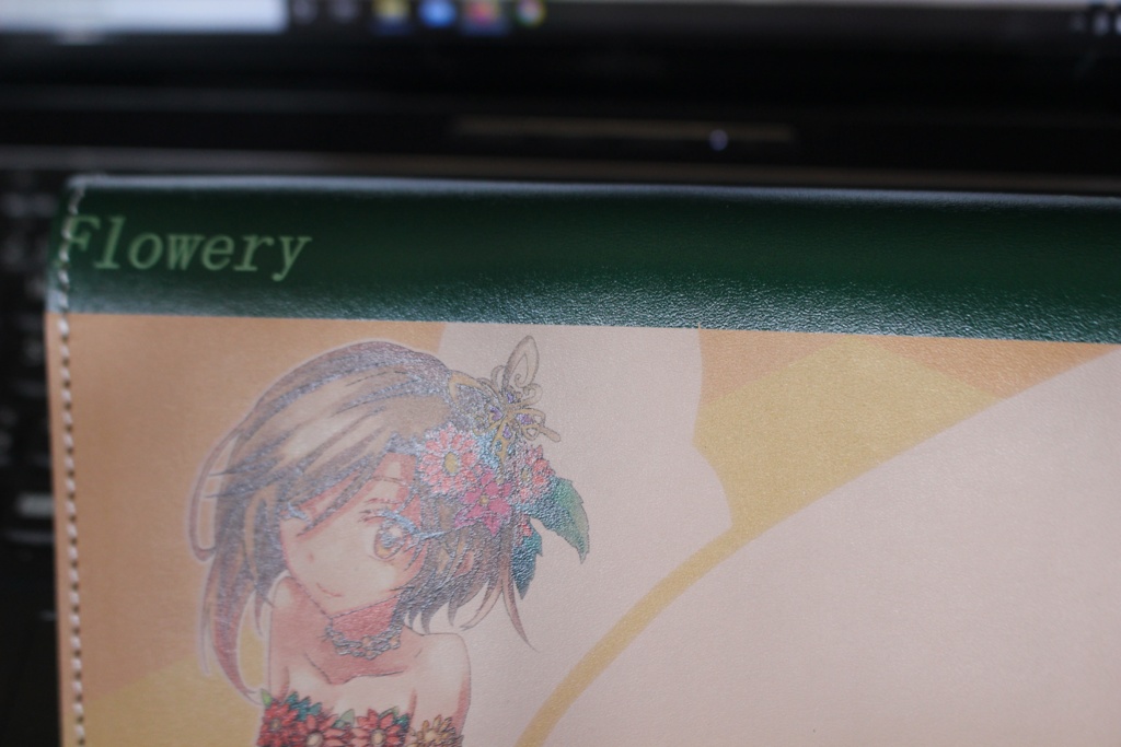 Floweryイメージ本革長財布(牛革、ヌメ)