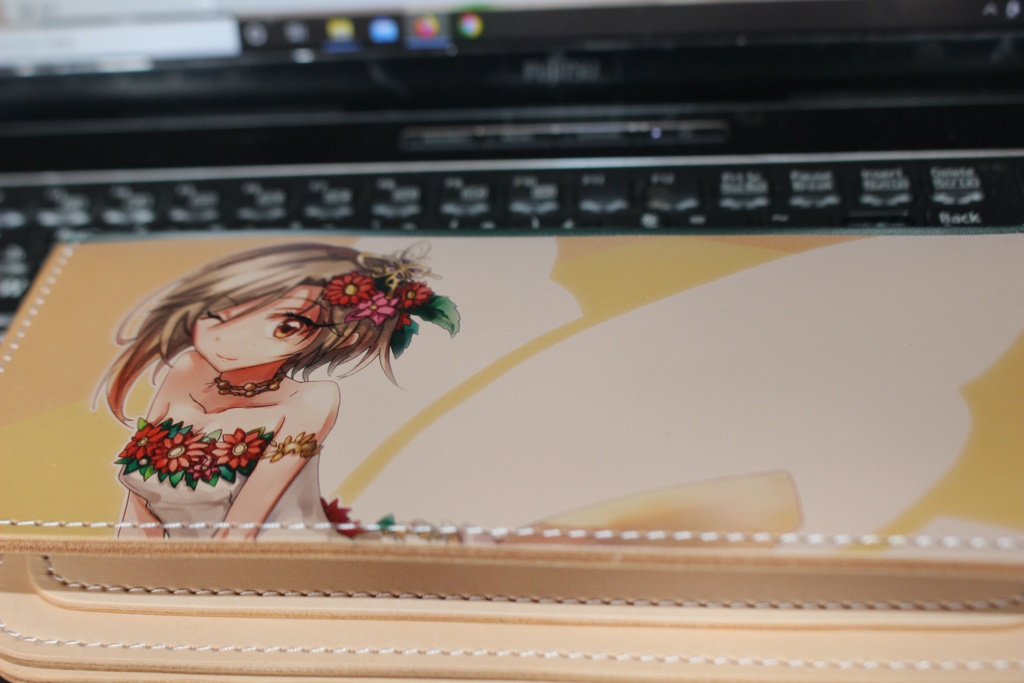 Floweryイメージ本革長財布(牛革、ヌメ)