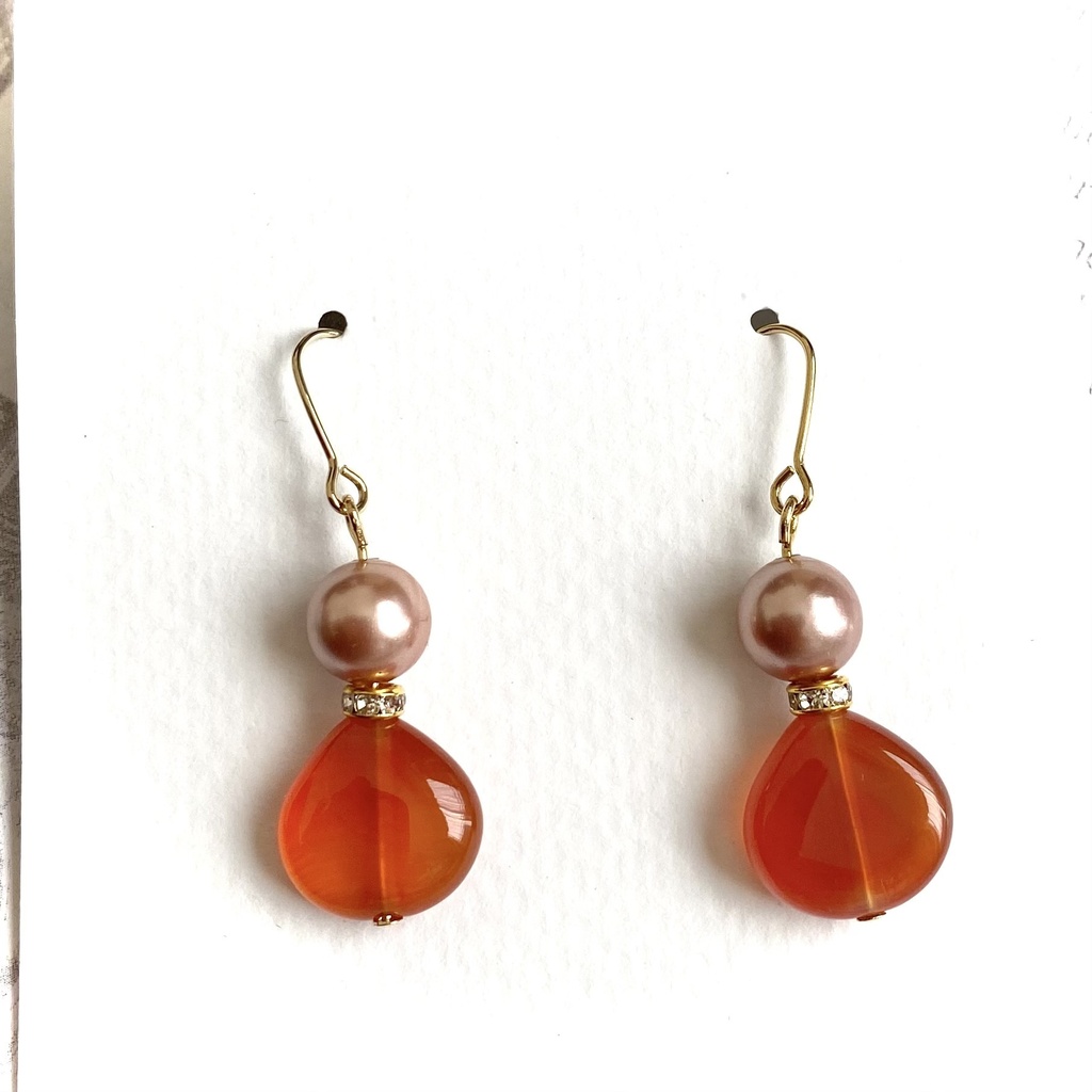 4月27日誕生日石💎カーネリアンピアス【pierced ears No.039】