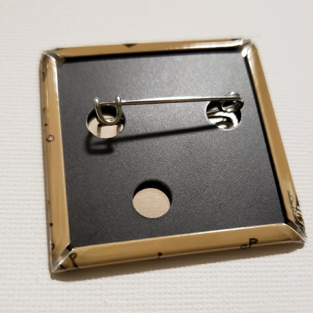 しんしさんスクエア缶バッジ