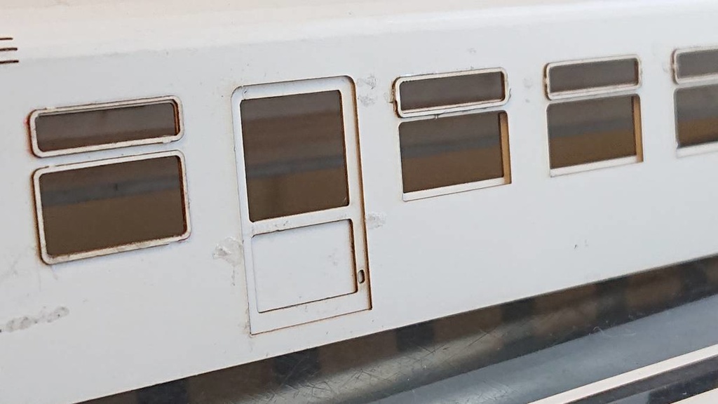 【HO】近鉄予備特急683系 3両ペーパーキット