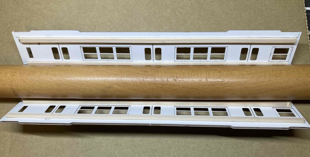 東横線・田園都市線・こどもの国線等 東急車輛旧7000系(2連)硬質ペーパーキット ペーパークラフト レーザーカット済み