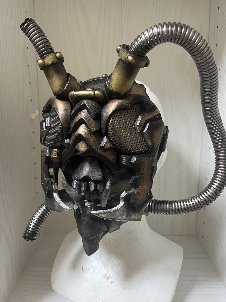 「蟲鬼面」
