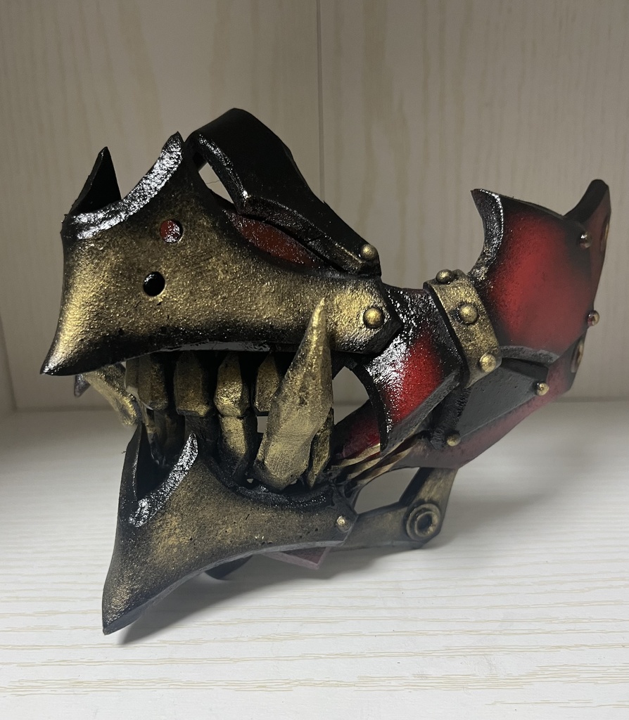 重装顎面装甲《赫》