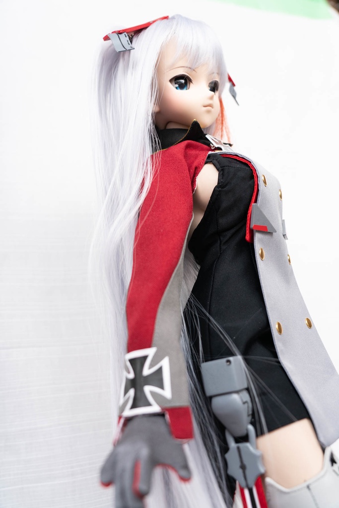 【アズールレーン】プリンツ・オイゲン DD・DDS 55/60cmドール衣装