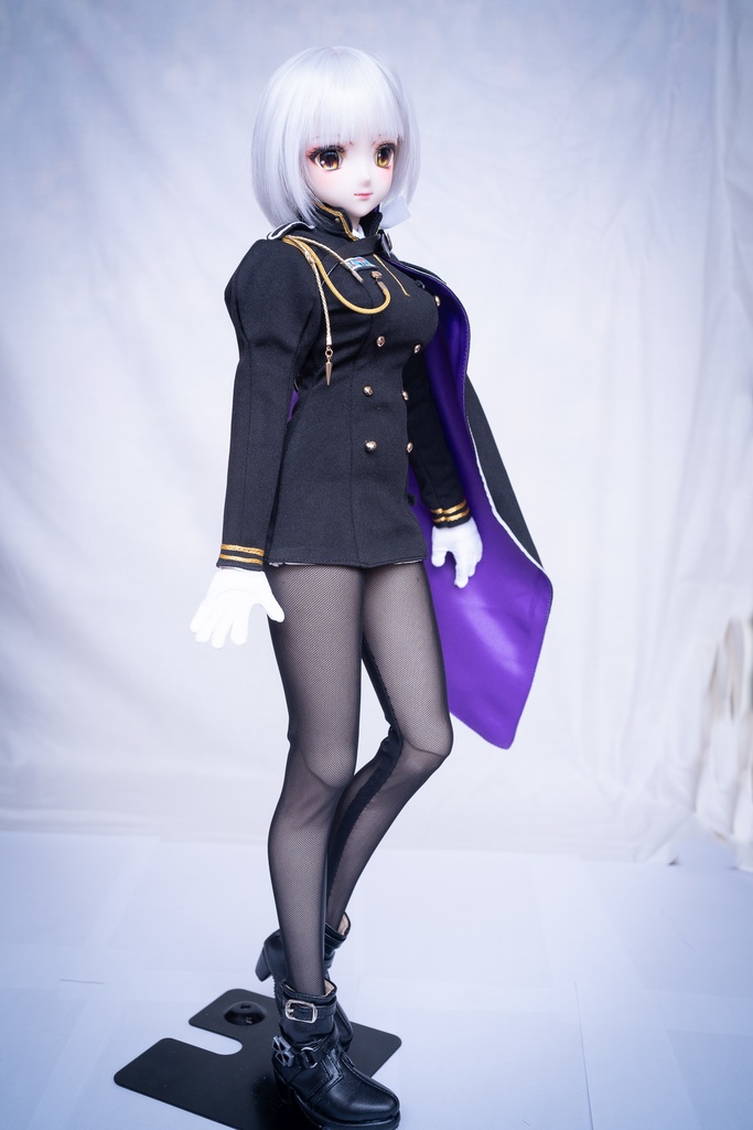 リリーバイス 勝利の女神:NIKKE 1/3ドール衣装