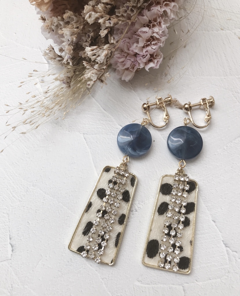 ブルービーズとダルメシアンのアクセサリー