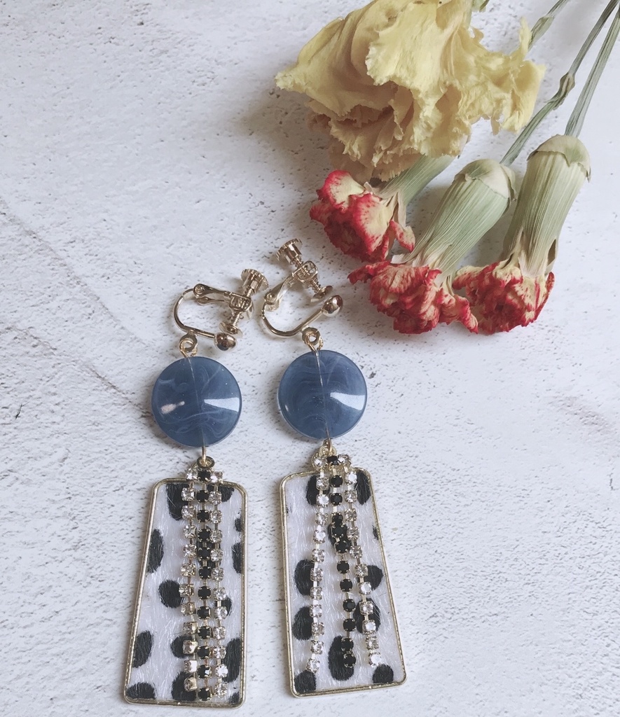 七海イメージブルービーズとダルメシアンのアクセサリー