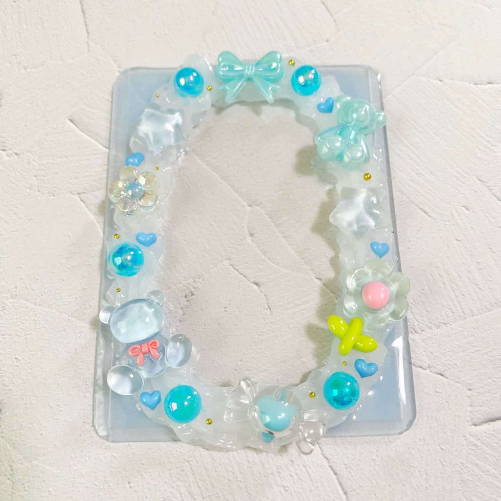 【B8】ホイップデコ トレカケース 硬質ケース 水色