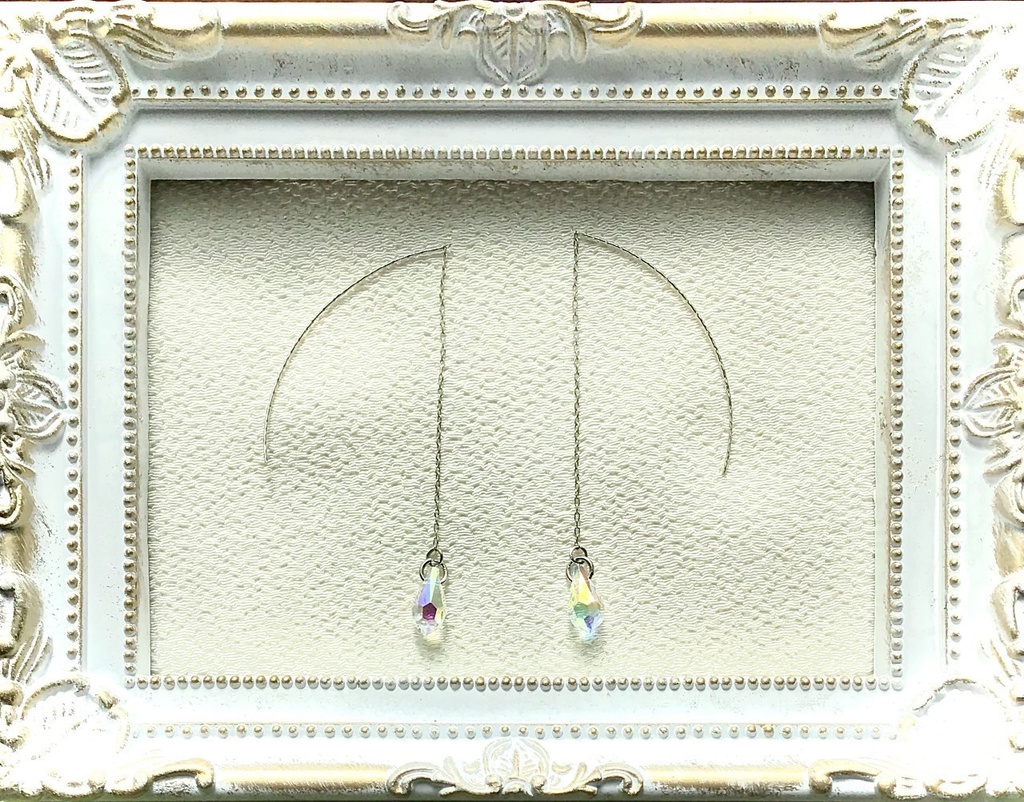 ユーリ　ピアス
