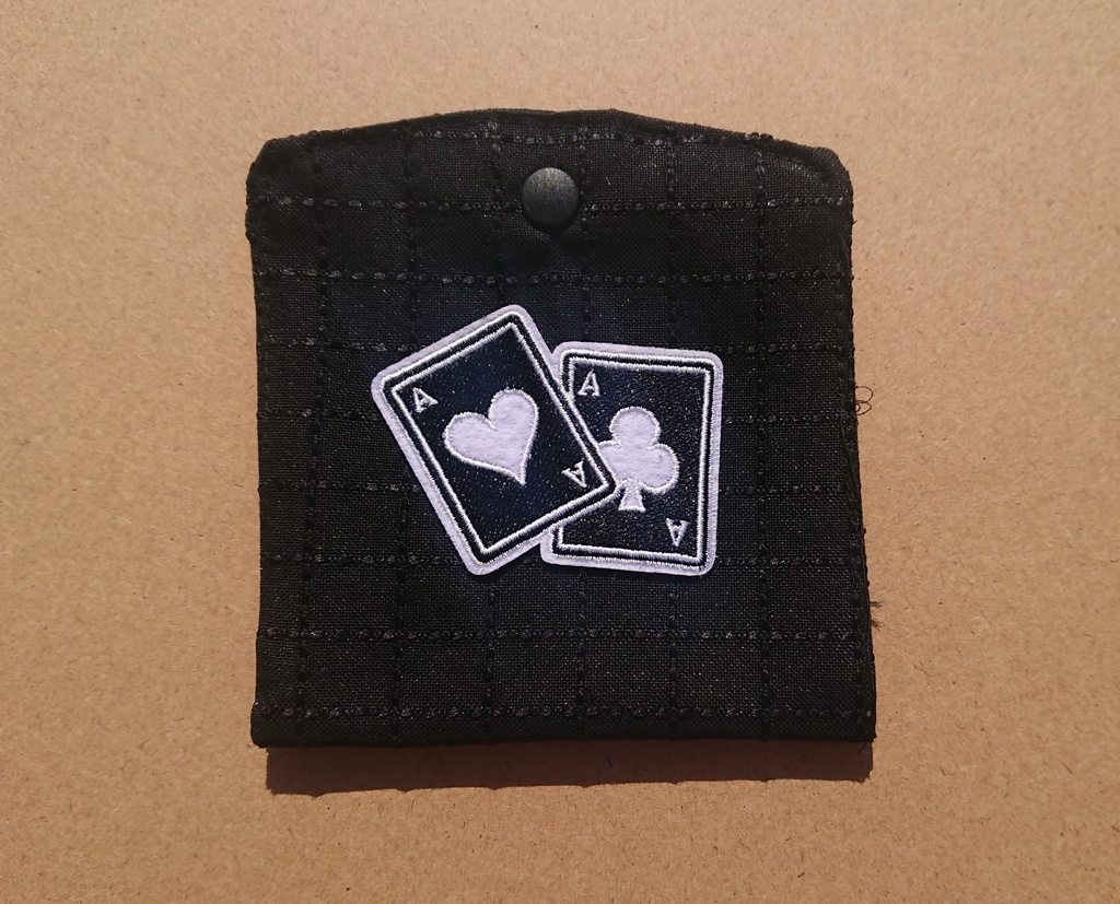 アリス  マスクカバー