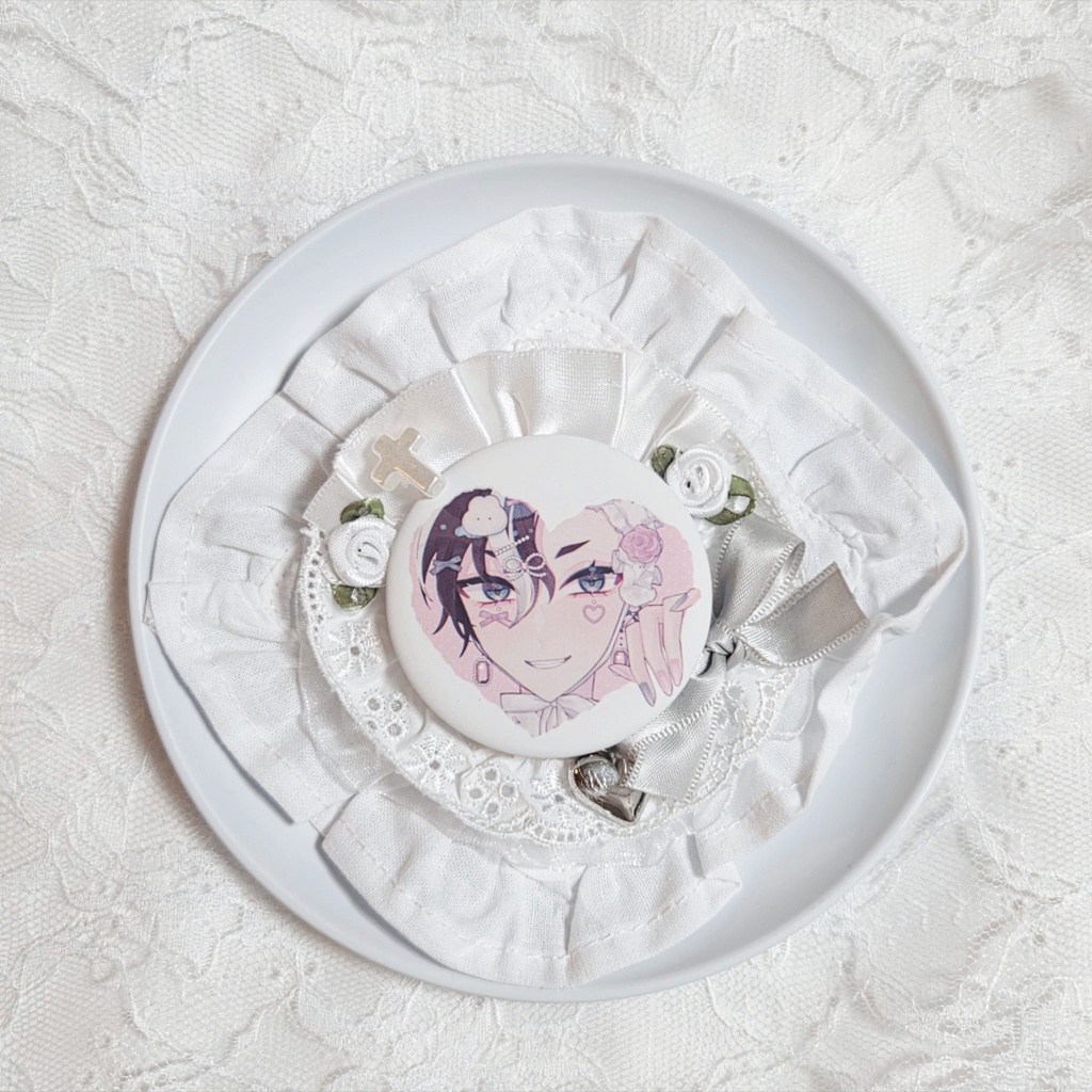 ᙏ ロゼットつき缶バッジ