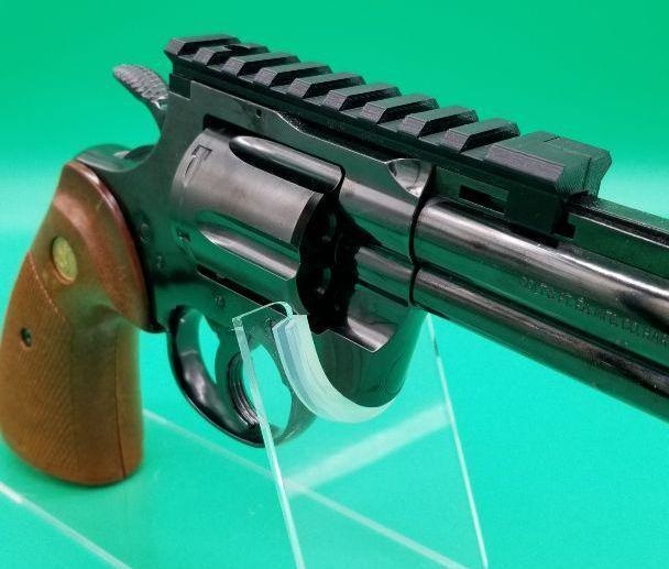 タナカ COLT PYTHON(パイソン) Rモデル 20mmマウントベース