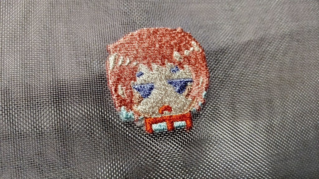 【非匿名発送】刺繍メッシュポーチ