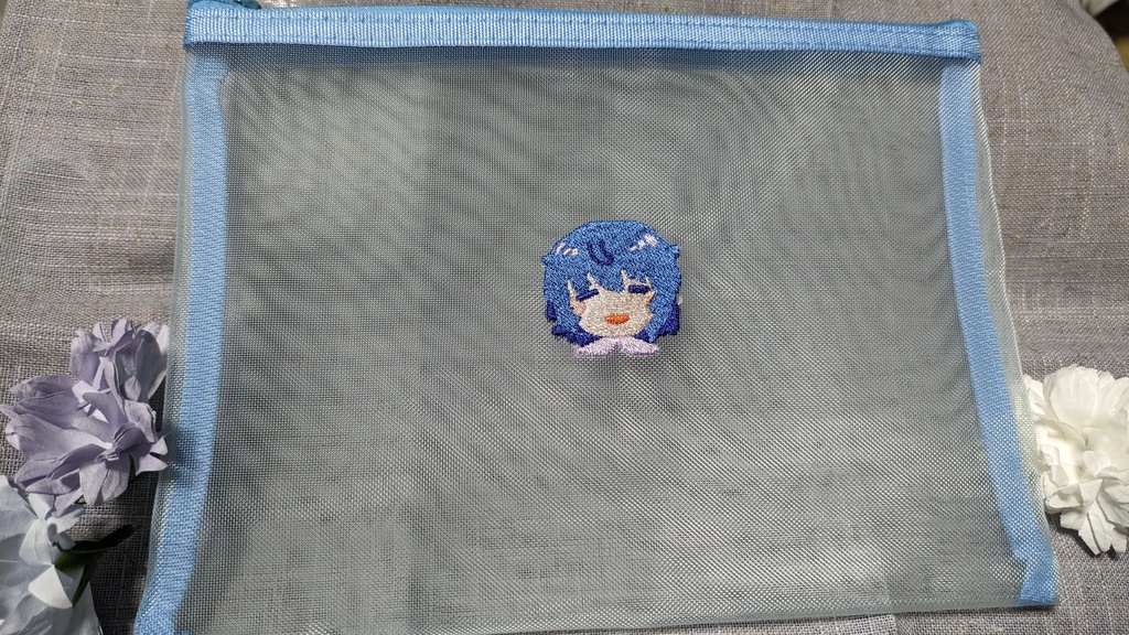 【匿名発送】刺繍メッシュポーチ