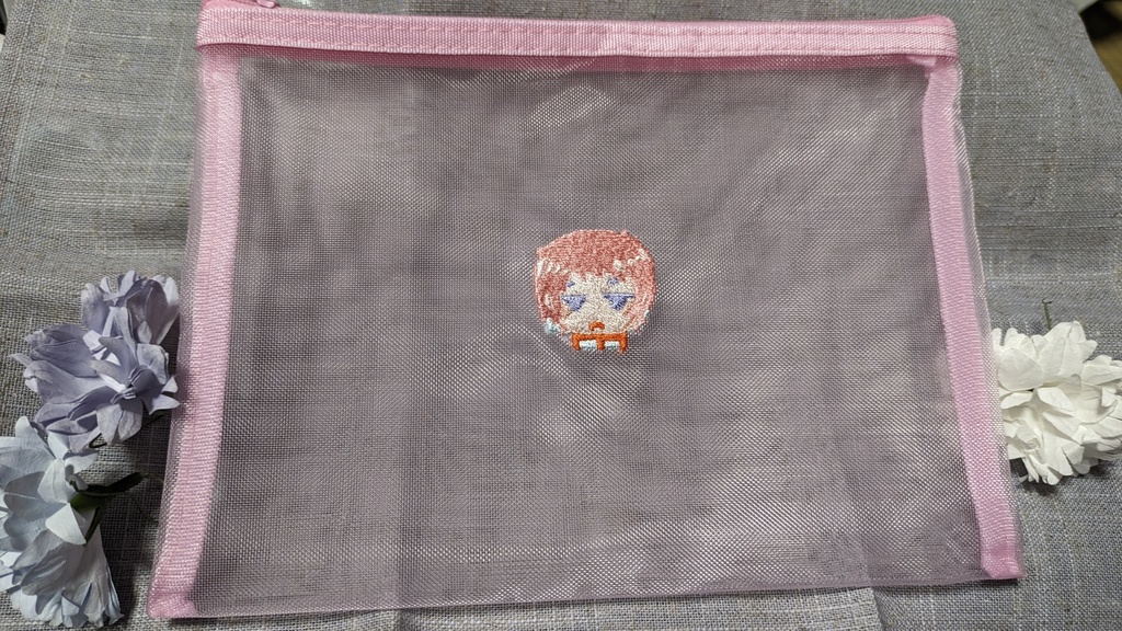 【匿名発送】刺繍メッシュポーチ