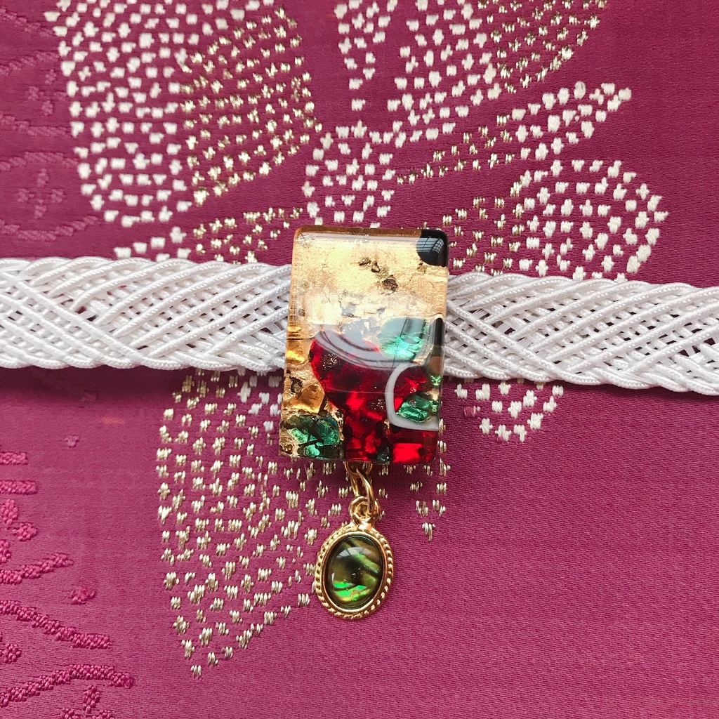 ベネチアングラスの帯留め