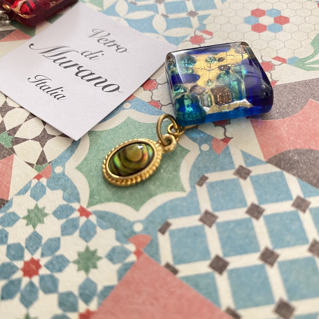 ベネチアングラスの帯留め