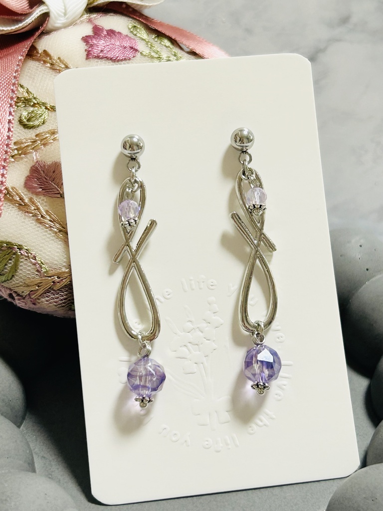 【ピアス】🦋さんイメージカラー シルバー