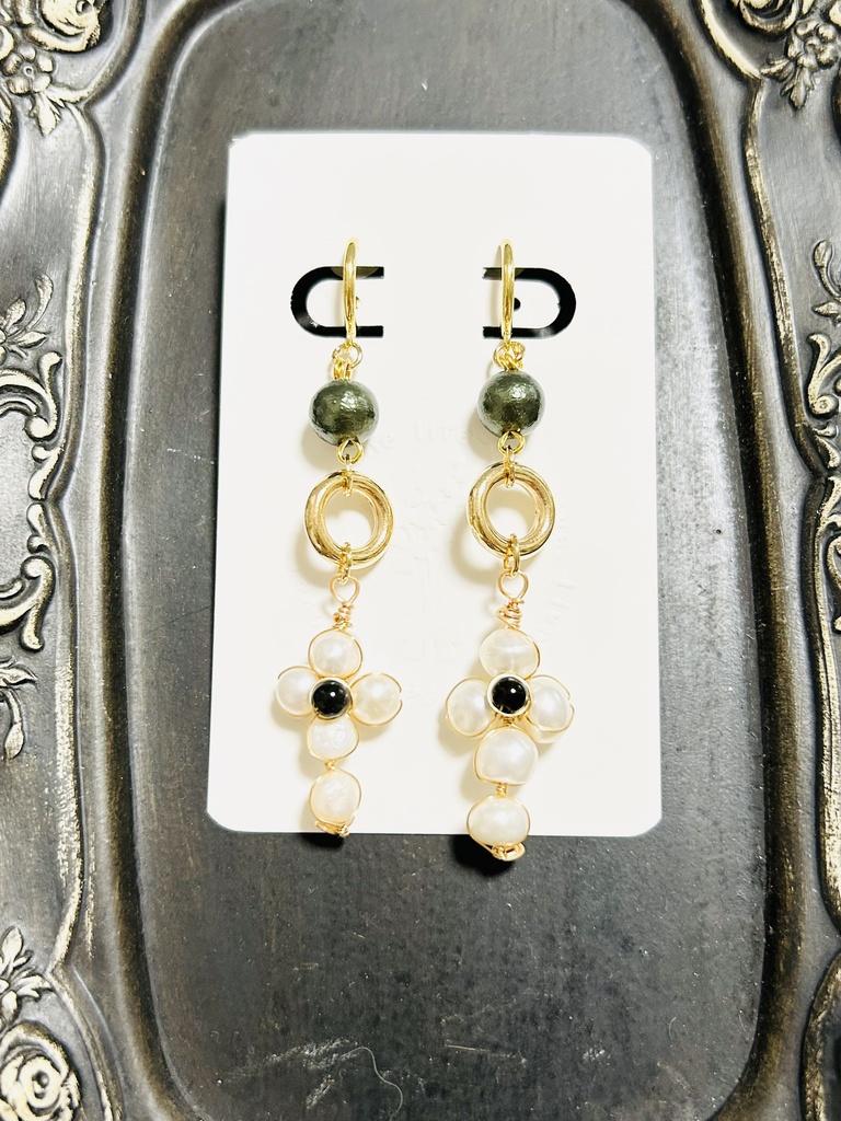 【イヤリング1】🎴ｸﾝイメージカラー ゴールド