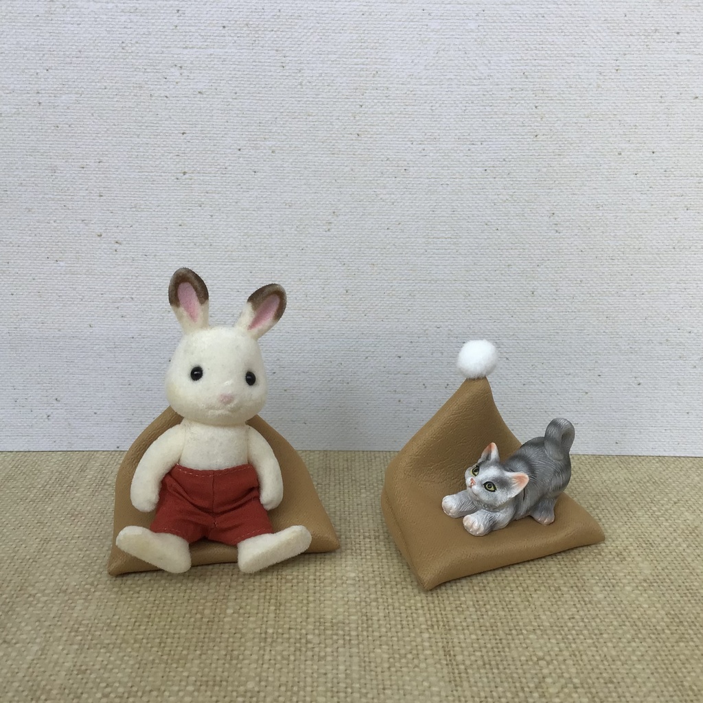 ミニチュア　ビーズクッション